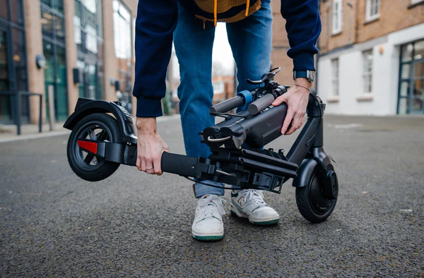 La Riley RS3 : la trottinette électrique la plus légère 111