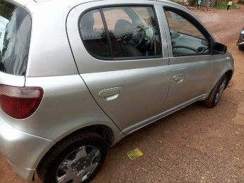 Toyota Yaris 2002