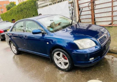 Toyota Avensis 2005