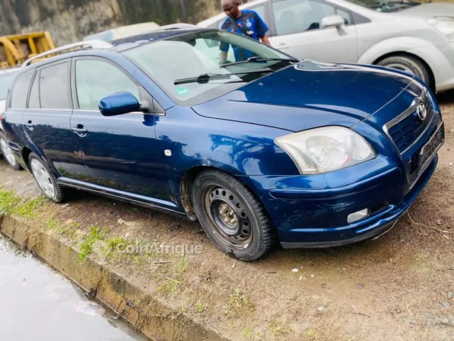 Toyota Avensis 2005