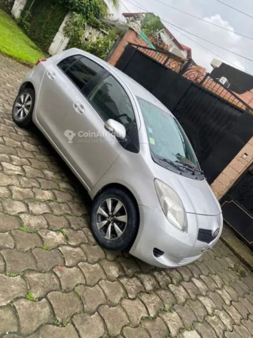 Toyota Yaris Vitz 2010