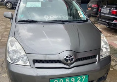 Toyota Corolla Verso 2005