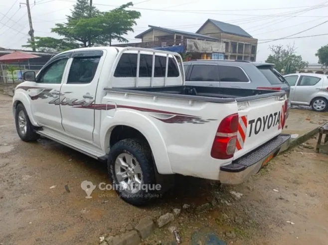 Toyota Hilux 2010