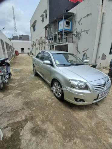 Toyota Avensis 2004