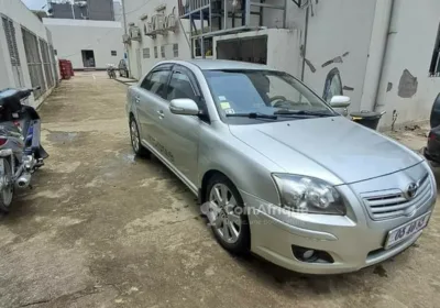 Toyota Avensis 2004