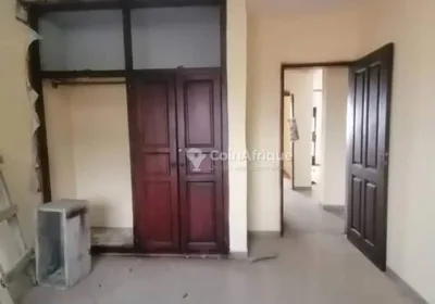 Location appartement 3 pièces – Douala