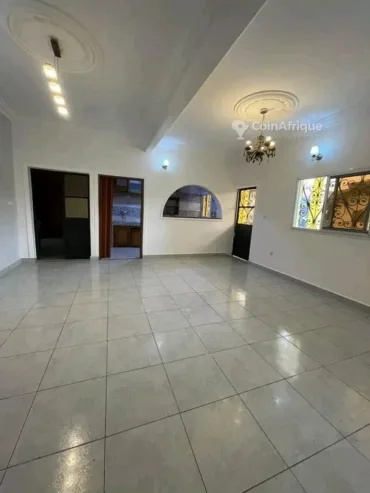 Location appartement 4 pièces – Douala