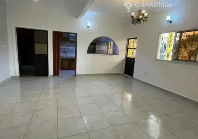 Location appartement 4 pièces – Douala