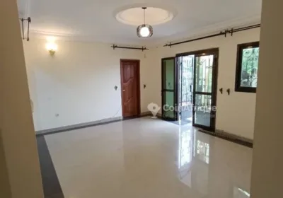 Location appartement 3 pièces – Douala