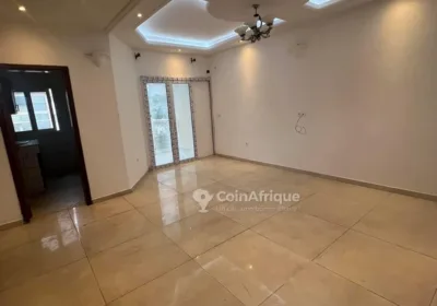 Location appartement 3 pièces – Douala