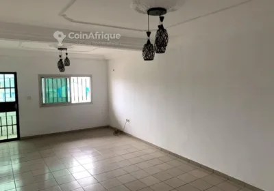 Location Appartement 3 pièces – Douala