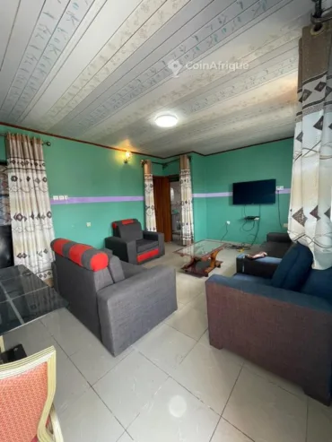 Location appartement 3 pièces – Douala