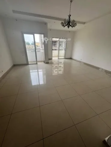 Location appartement 3 pièces – Douala