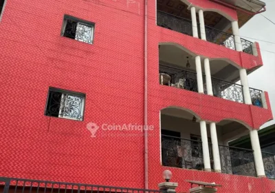 Location appartement 4 pièces – Douala