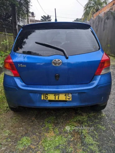 Toyota Yaris Vitz 2010