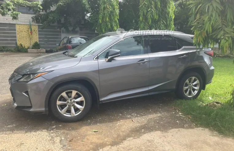 Lexus RX 2019