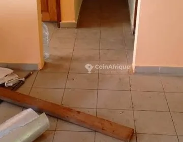 Location appartement 3 pièces – Douala Villag