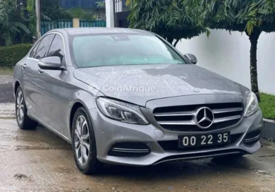 Mercedes-Benz C200 2015