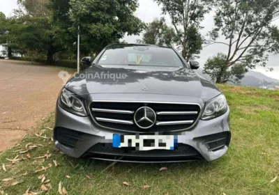 Mercedes-Benz C300 2020