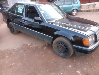 Mercedes W124 1998