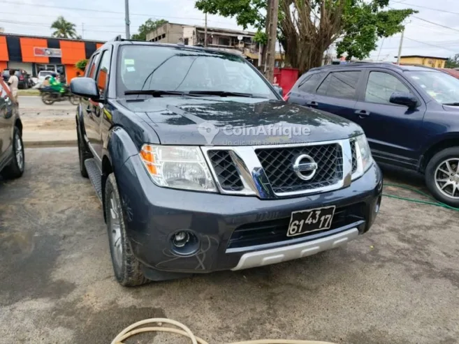 Nissan Pathfinder 2012