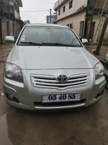 Toyota Avensis 2004