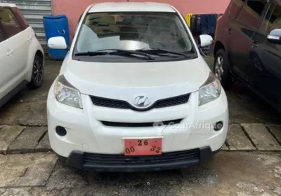 Toyota Vitz 2010