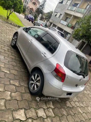 Toyota Yaris Vitz 2010