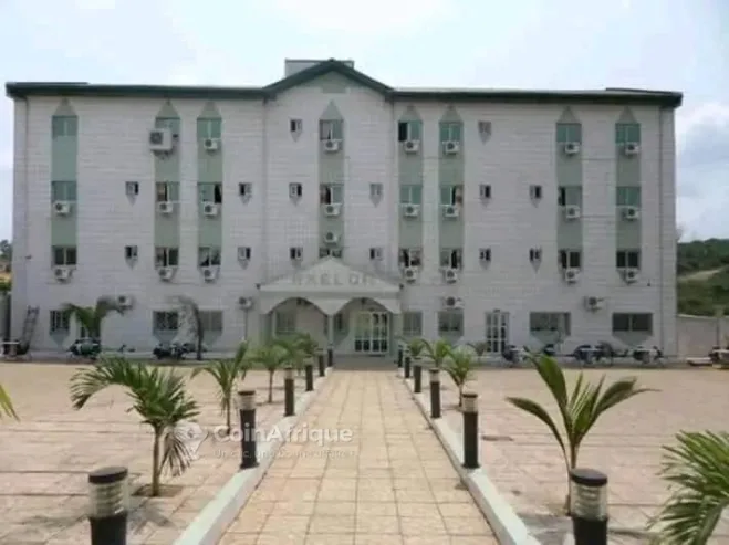 Vente  hôtel – Douala