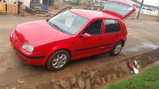 Volkswagen Golf  2002