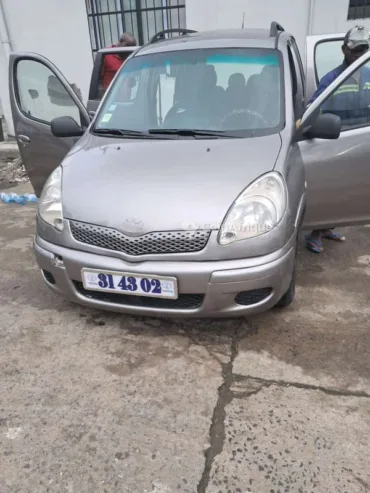 Toyota Yaris Verso 2005