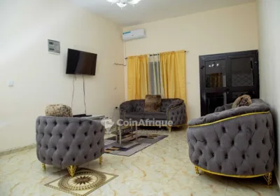 Location appartement meuble 3 pièces – Douala