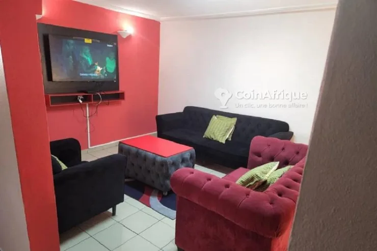 Location appartement meublé 3 pièces – Douala