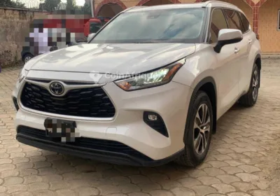 Toyota Highlander XLE 2022