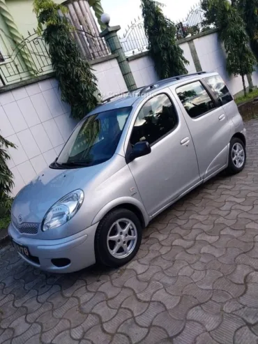 Toyota Yaris 2003