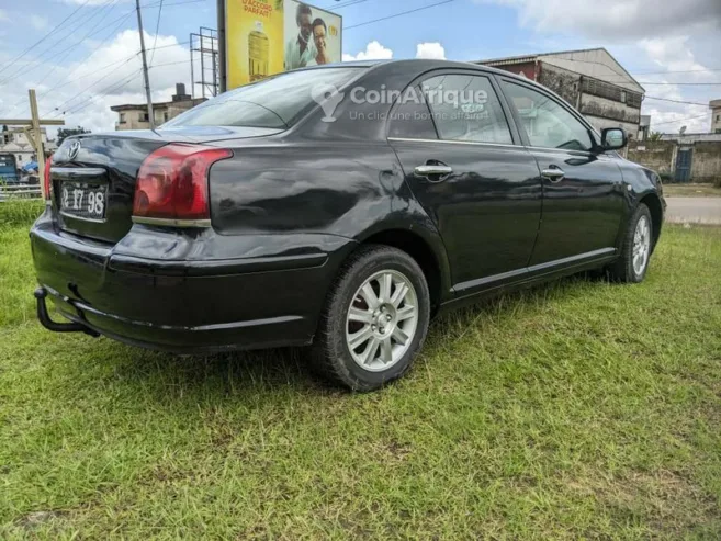 Toyota Avensis 2005