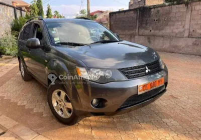 Mitsubishi Outlander 2011