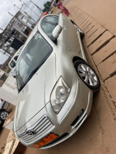 Toyota Avensis 2005