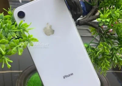 iPhone XR – 64Go