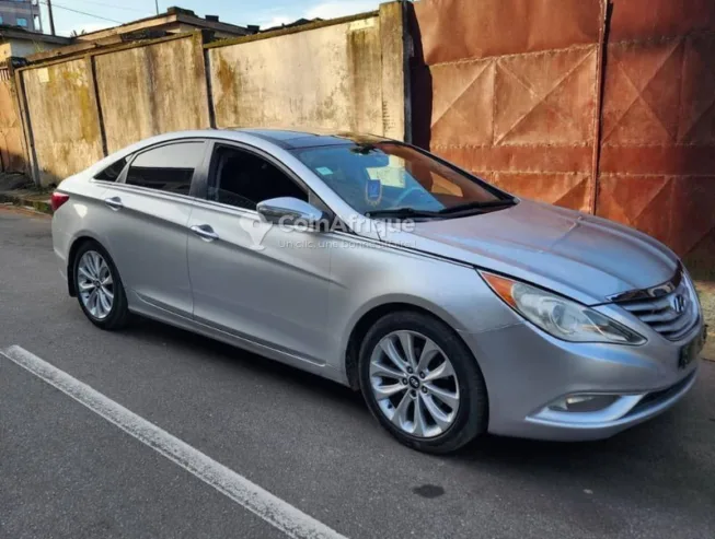 Hyundai Sonata 2012