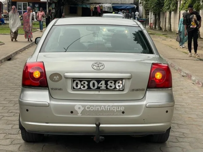 Toyota Avensis 2005