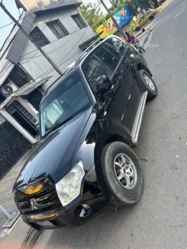 Mitsubishi Pajero 2010