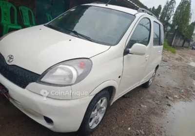 Toyota Yaris Verso 2002