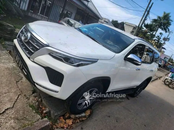 Toyota Fortuner 2021