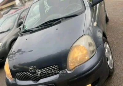 Toyota Yaris 2005