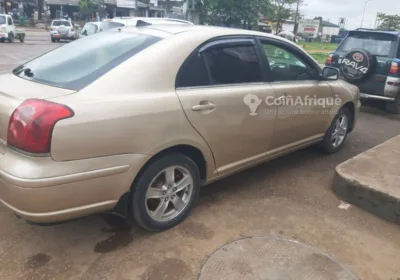 Toyota Avensis 2005