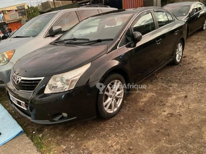 Toyota Avensis 2012