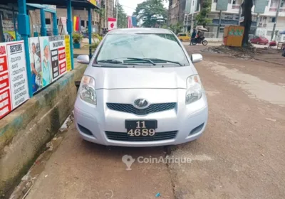 Toyota Vitz 2010