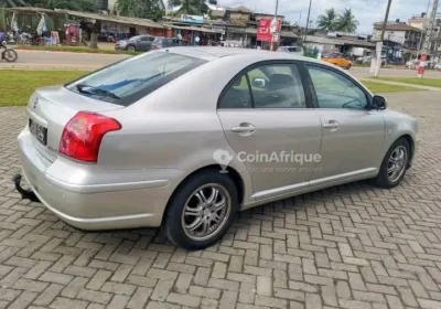 Toyota Avensis 2005