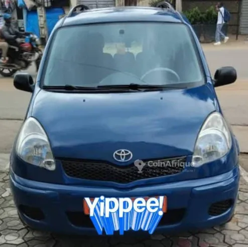 Toyota Yaris Verso 2004